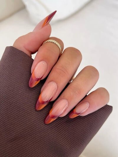 unghie french autunno 2025